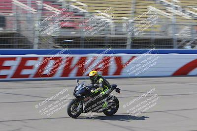 media/Aug-26-2022-Fastrack Riders (Fri) [[055e3b3c9d]]/Level 4/Session 1 Start Finish/